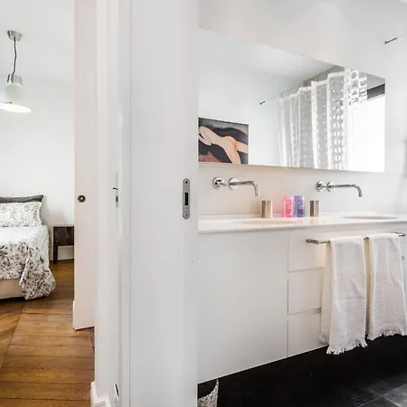 Lejlighed Spacious Place With Wi-fi, Air-con *