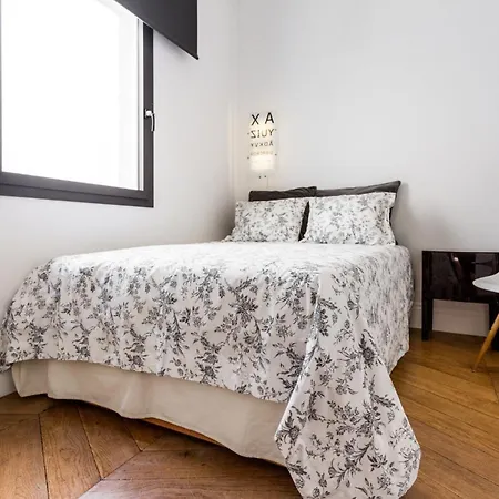 Spacious Place With Wi-fi, Air-con * Mykonos Town
